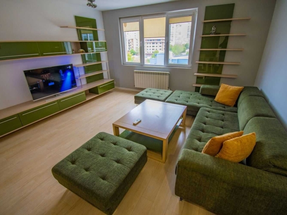 Тристаен апартамент в София, Младост 2 - 132 кв.м за 3258 €/кв.м - Снимка #1