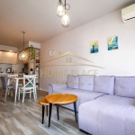 Дава се под наем Двустаен апартамент в Варна, ХЕИ - 80 кв.м за 1071 € - Снимка #1