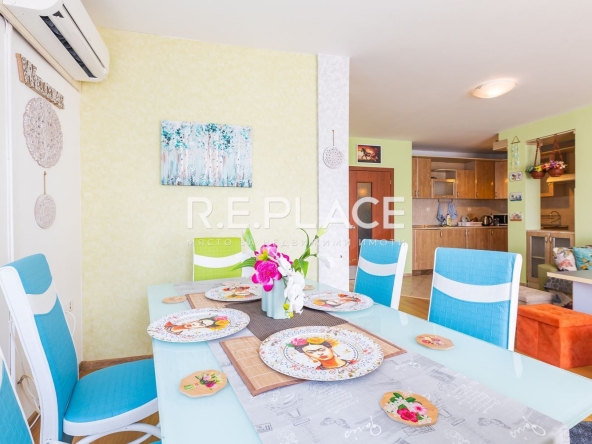 Дава се под наем Четиристаен апартамент в Варна, Общината - 150 кв.м за 1296.42 € - Снимка #1