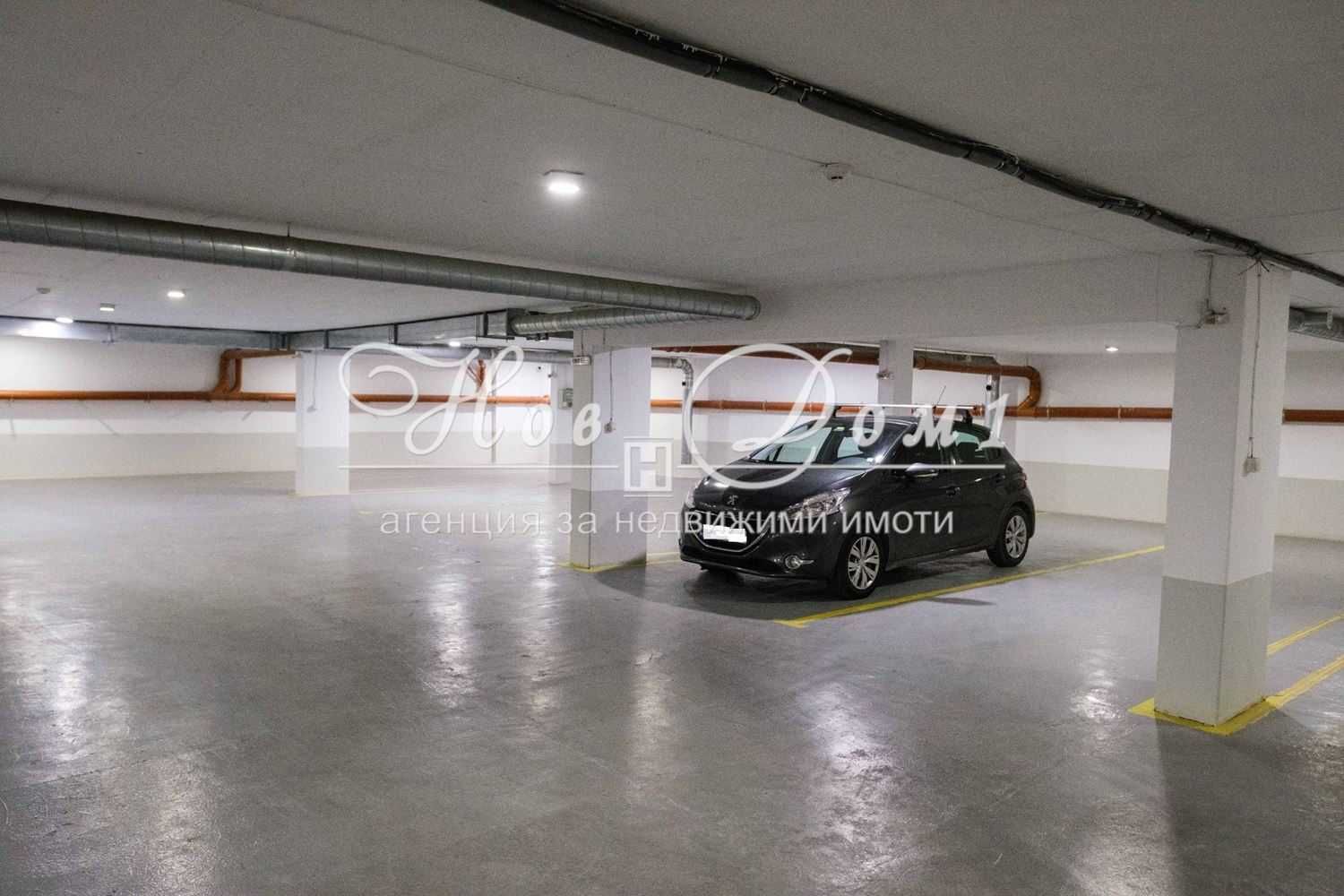 Дава се под наем Гараж / Паркомясто в Варна, Левски - 20 кв.м за 104.55 € - Снимка #1