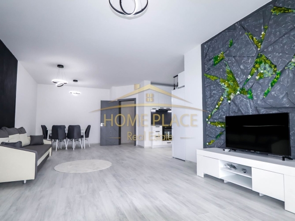 Дава се под наем Тристаен апартамент в Варна, Бриз - 135 кв.м за 1196.97 € - Снимка #1