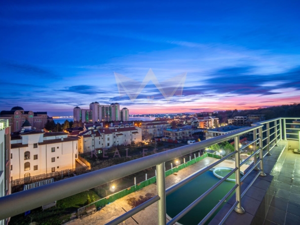 Многостаен апартамент в Свети Влас - 208 кв.м за 687 €/кв.м - Снимка #1