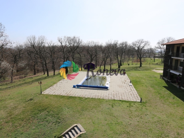 Тристаен апартамент в с. Приселци, Област Варна - 141 кв.м за 658 €/кв.м - Снимка #1