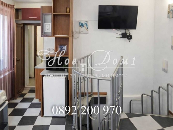 Тристаен апартамент в Варна, Централна поща - 75 кв.м за 966 €/кв.м - Снимка #1
