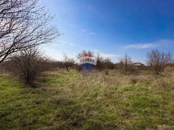 Парцел в с. Яребична, Област Варна - 1680 кв.м за 27 €/кв.м - Снимка #1