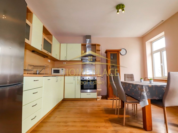 Тристаен апартамент в Варна, Централна поща - 119 кв.м за 1580 €/кв.м - Снимка #1