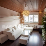 Тристаен апартамент в София, Център - 85 кв.м за 1710 €/кв.м - Снимка #1