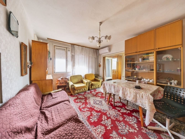 Двустаен апартамент в Плевен, Идеален център - 58 кв.м за 748 €/кв.м - Снимка #1