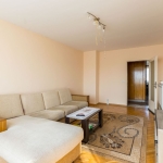 Тристаен апартамент в Плевен, Широк център - 87 кв.м за 792 €/кв.м - Снимка #1