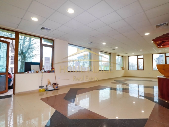 Магазин в Варна, Галата - 93 кв.м за 1291 €/кв.м - Снимка #1