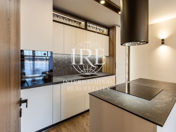 Двустаен апартамент в к.к. Св.Св. Константин и Елена - 71 кв.м за 1649 €/кв.м - Снимка #1