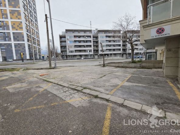 Гараж / Паркомясто в Варна, Лятно кино Тракия - 15 кв.м за 714 €/кв.м - Снимка #1
