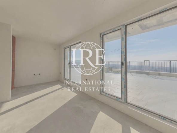 Тристаен апартамент в Варна, Виница - 117 кв.м за 1068 €/кв.м - Снимка #1