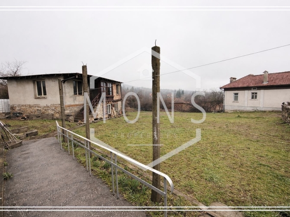 Парцел в с. Ловнидол, Област Габрово - 1770 кв.м за 8 €/кв.м - Снимка #1