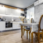 Дава се под наем Тристаен апартамент в Варна, Общината - 90 кв.м за 1146.99 € - Снимка #1