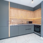 Дава се под наем Тристаен апартамент в Варна, м-т Пчелина - 127 кв.м за 1097.01 € - Снимка #1