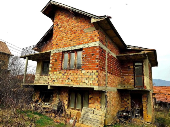 Къща в с. Ягода, Област Стара Загора - 180 кв.м за 295 €/кв.м - Снимка #1