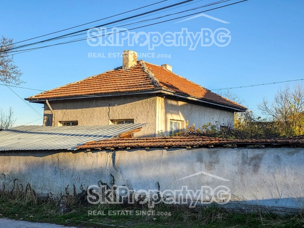 Къща в Долна баня - 108 кв.м за 260 €/кв.м - Снимка #1