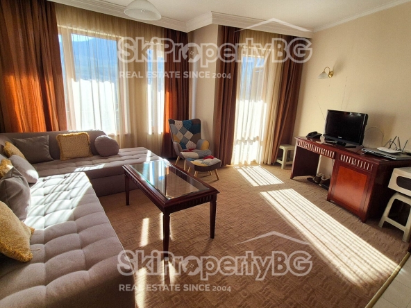 Двустаен апартамент в Банско - 89 кв.м за 487 €/кв.м - Снимка #1