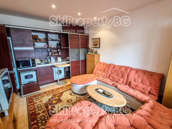 Двустаен апартамент в Долна баня - 65 кв.м за 385 €/кв.м - Снимка #1