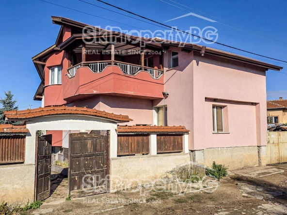 Къща в с. Рельово, Област София-област - 183 кв.м за 400 €/кв.м - Снимка #1