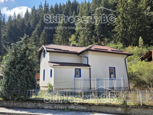 Къща в с. Бели Искър, Област София-област - 144 кв.м за 352 €/кв.м - Снимка #1