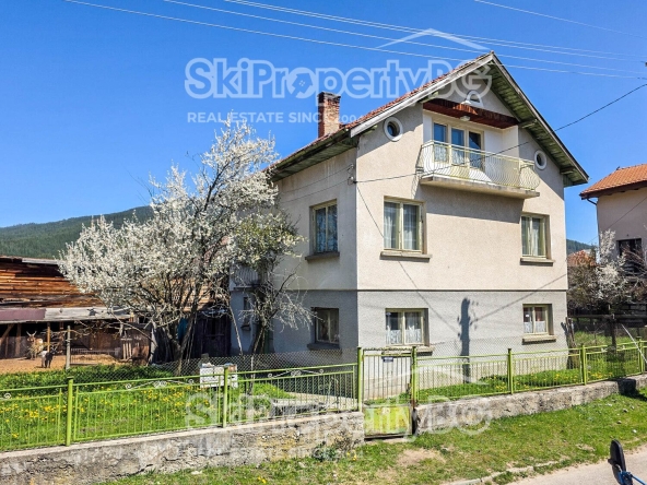 Къща в с. Говедарци, Област София-област - 130 кв.м за 392 €/кв.м - Снимка #1