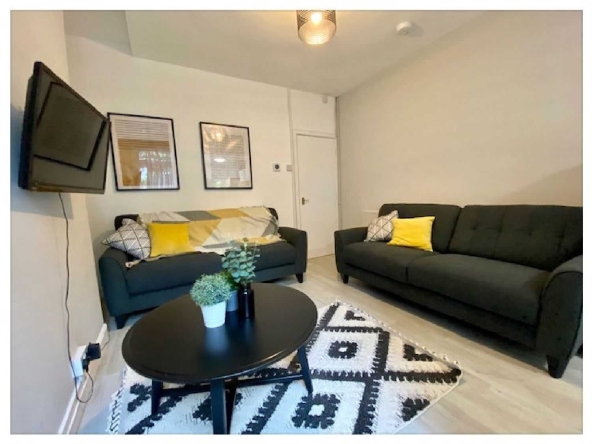 Дава се под наем Двустаен апартамент в София, Връбница 1 - 67 кв.м за 408 € - Снимка #1