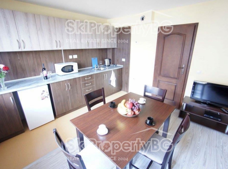 Тристаен апартамент в Банско - 86 кв.м за 1081 €/кв.м - Снимка #1