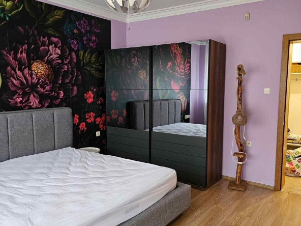 Дава се под наем Тристаен апартамент в София, Яворов - 97 кв.м за 698.19 € - Снимка #1