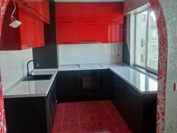 Тристаен апартамент в Свищов - 77 кв.м за 650 €/кв.м - Снимка #1