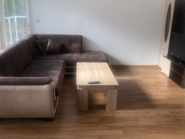 Дава се под наем Двустаен апартамент в Гоце Делчев - 70 кв.м за 204 € - Снимка #1