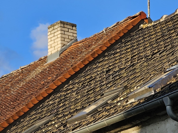 Къща в с. Средногорово, Област Стара Загора - 400 кв.м за 101 €/кв.м - Снимка #1