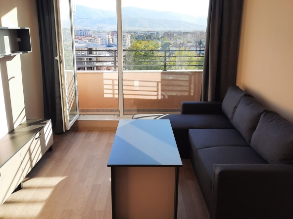 Дава се под наем Двустаен апартамент в Пловдив, Кючук Париж - 60 кв.м за 408 € - Снимка #1