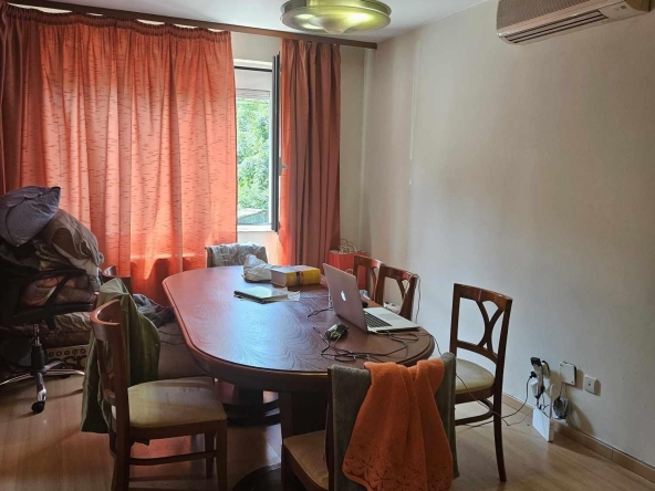 Дава се под наем Двустаен апартамент в София, Зона Б-5 - 90 кв.м за 598.23 € - Снимка #1