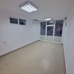 Дава се под наем Офис в Шумен, Херсон - 23 кв.м за 149.43 € - Снимка #1