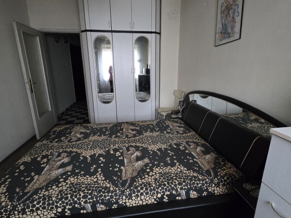 Тристаен апартамент в Стара Загора, Център - 91 кв.м за 879 €/кв.м - Снимка #1