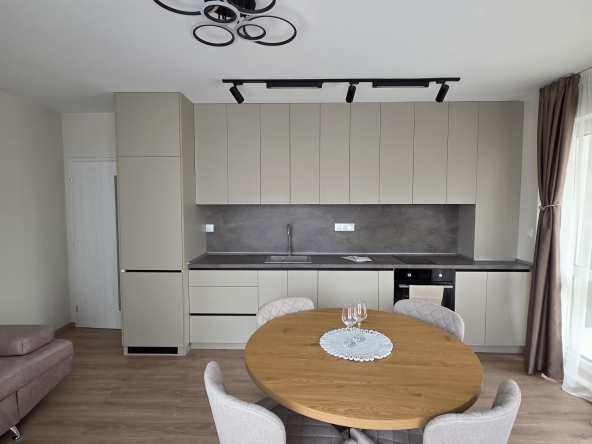 Тристаен апартамент в Велико Търново, Бузлуджа - 90 кв.м за 1009 €/кв.м - Снимка #1