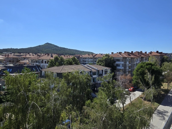 Двустаен апартамент в Горна Оряховица - 70 кв.м за 656 €/кв.м - Снимка #1