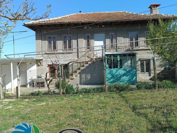 Къща в с. Николаевка, Област Варна - 80 кв.м за 813 €/кв.м - Снимка #1