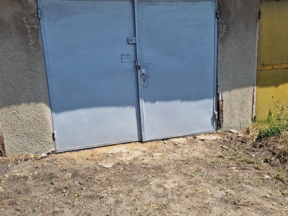 Дава се под наем Гараж / Паркомясто в Видин, Съединение - 22 кв.м за 29.07 € - Снимка #1