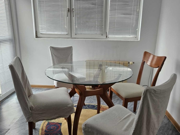 Дава се под наем Двустаен апартамент в София, Хладилника - 80 кв.м за 598.23 € - Снимка #1