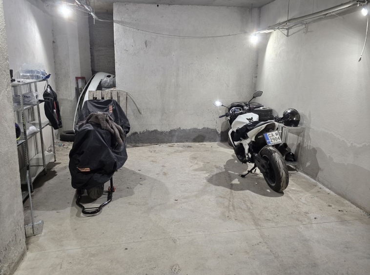 Гараж / Паркомясто в София, Люлин 9 - 20 кв.м за 485 €/кв.м - Снимка #1