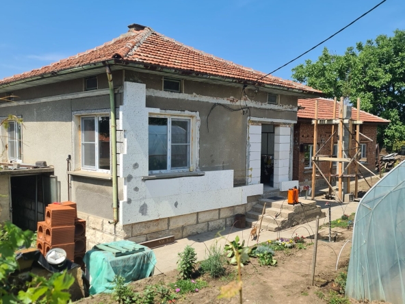 Къща в Две могили - 130 кв.м за 196 €/кв.м - Снимка #1