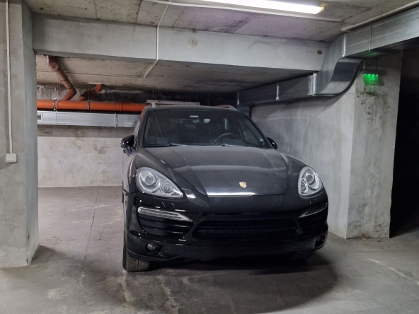 Дава се под наем Гараж / Паркомясто в Варна, Победа - 21 кв.м за 129.54 € - Снимка #1