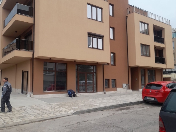 Дава се под наем Магазин в София, Карпузица - 173 кв.м за 6.12 € - Снимка #1
