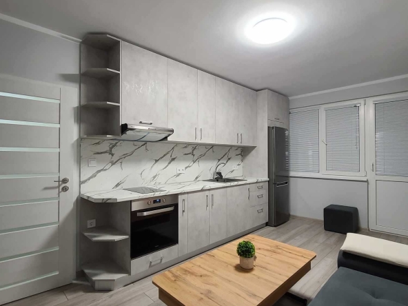 Тристаен апартамент в Пловдив, Кършияка - 65 кв.м за 2385 €/кв.м - Снимка #1