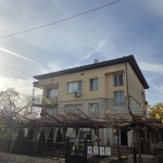 Етаж от къща в Добрич, Рилци - 734 кв.м за 84 €/кв.м - Снимка #1