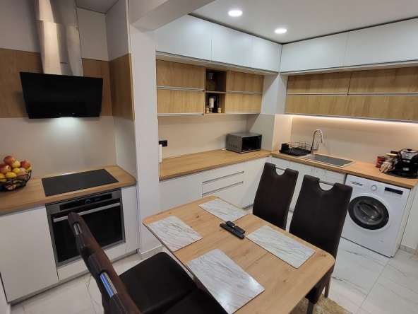 Тристаен апартамент в София, Хаджи Димитър - 96 кв.м за 1424 €/кв.м - Снимка #1