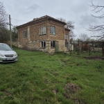 Къща в с. Беджене, Област Шумен - 160 кв.м за 77 €/кв.м - Снимка #1